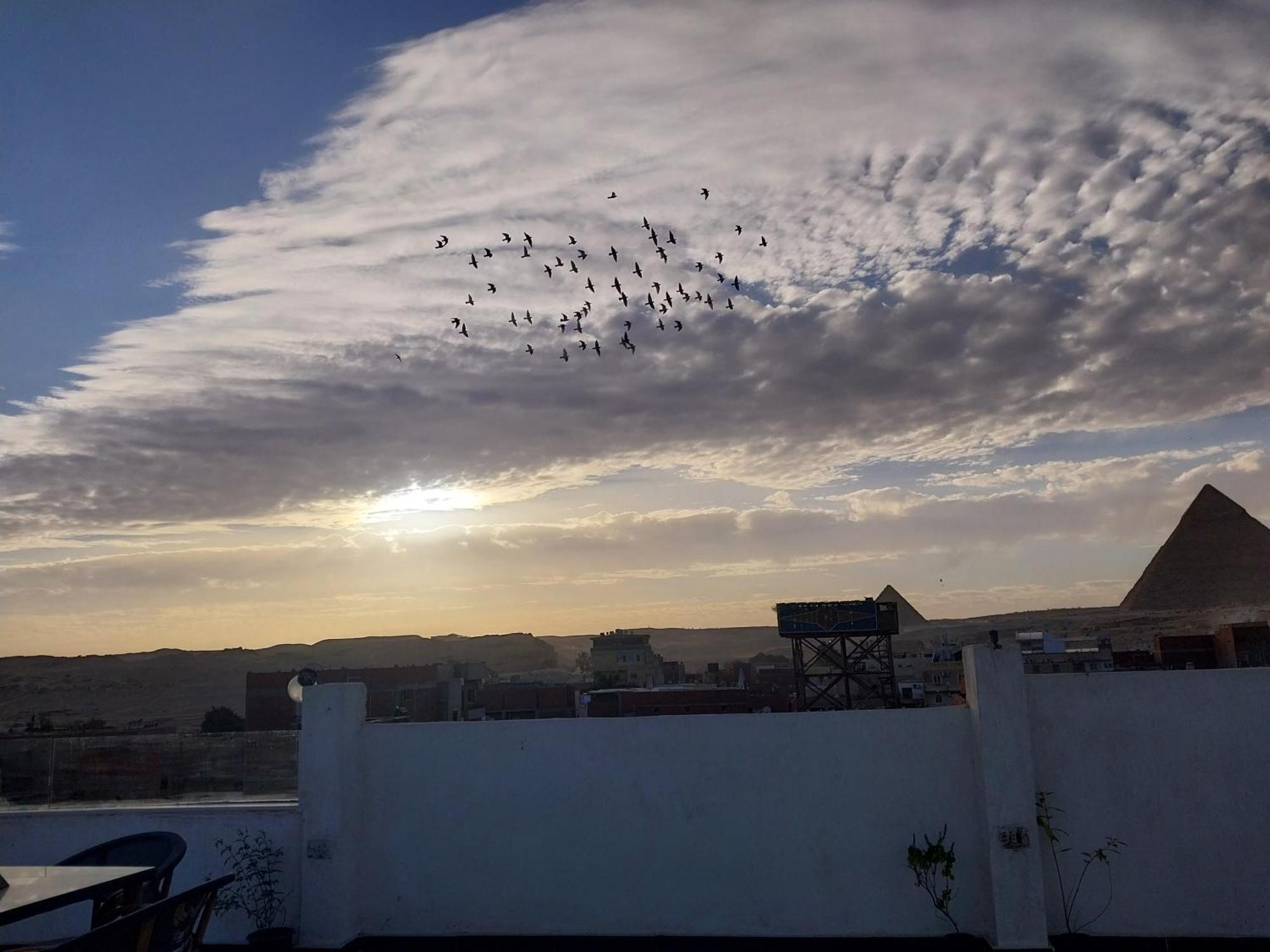 Eagles Pyramids View Hotel Kafret el-Gabal Екстериор снимка