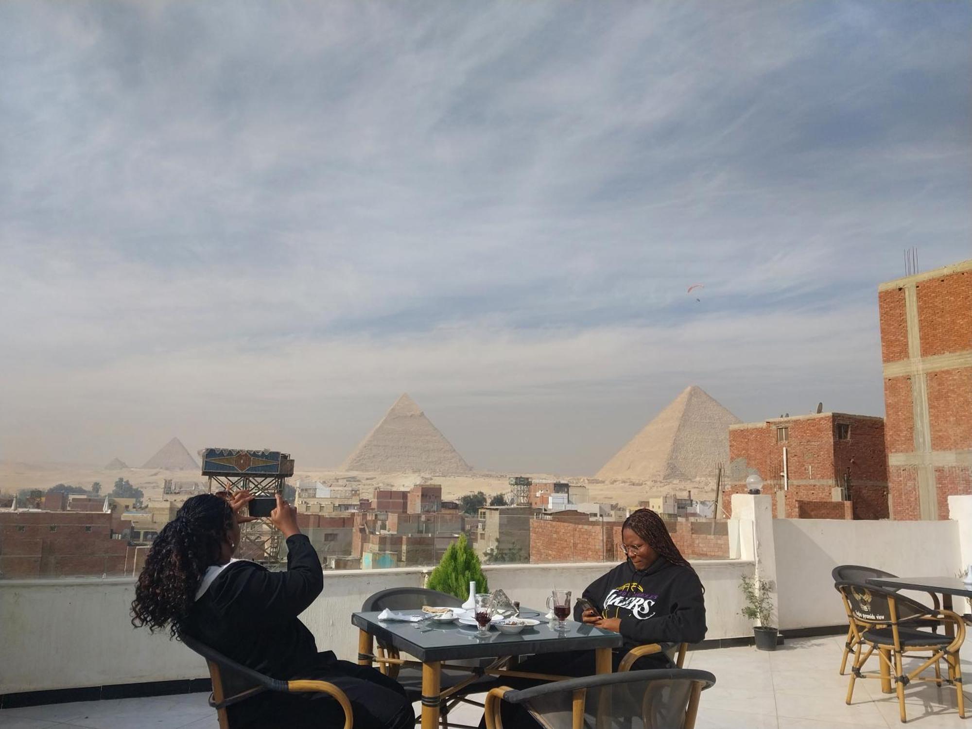 Eagles Pyramids View Hotel Kafret el-Gabal Екстериор снимка