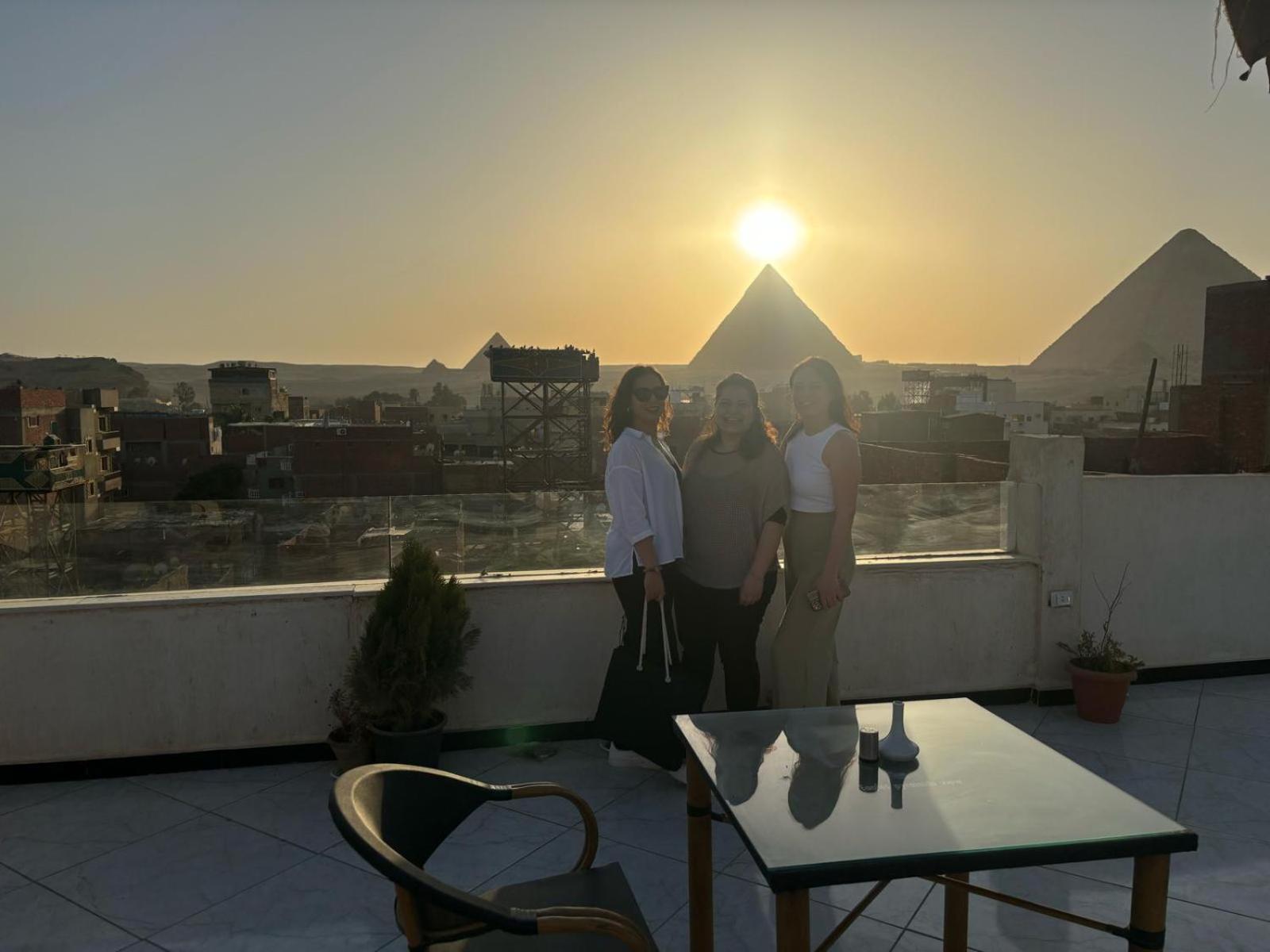 Eagles Pyramids View Hotel Kafret el-Gabal Екстериор снимка